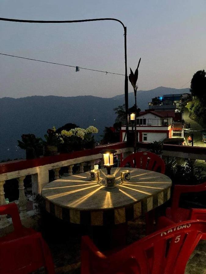 Raibas Homestay Darjeeling  Buitenkant foto