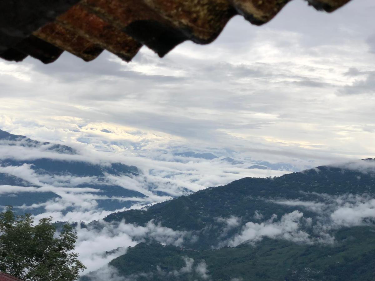 Raibas Homestay Darjeeling  Buitenkant foto